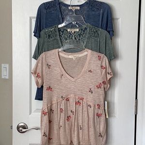 (3) REWIND tops bundle $90 Rtl NWT peplum tee v-neck lace floral